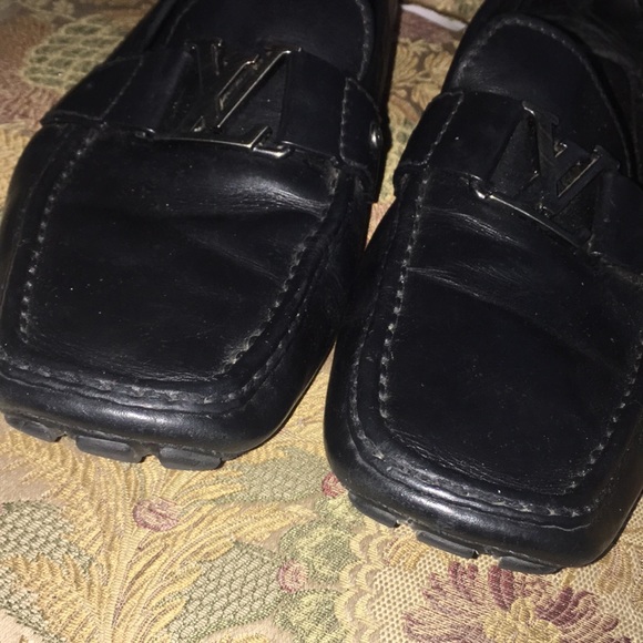Authentic used LV men leather shoes - Picture 6 of 12